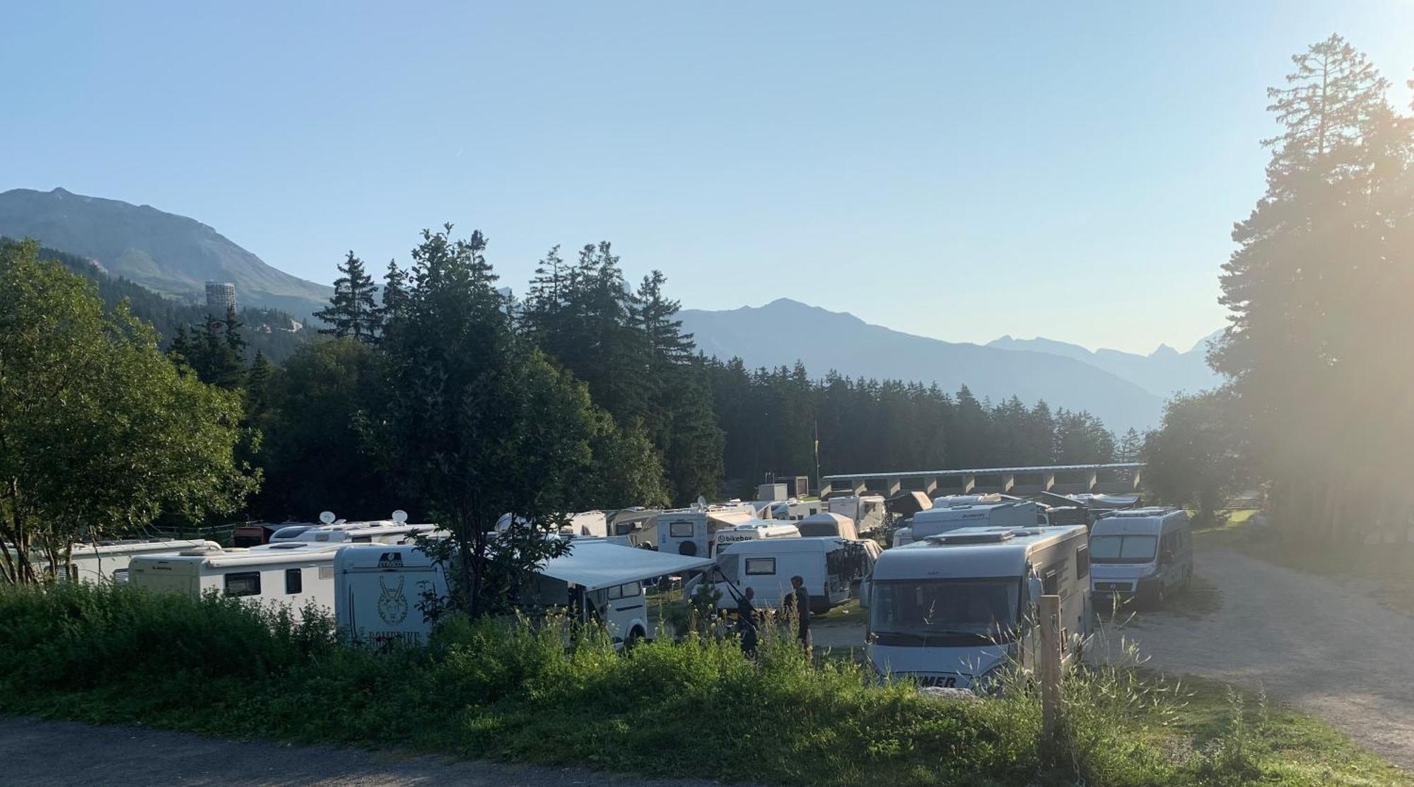 Hostel Dortoir Moubra Crans-Montana Zewnętrze zdjęcie