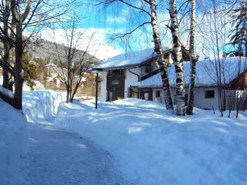 Hostel Dortoir Moubra Crans-Montana Zewnętrze zdjęcie